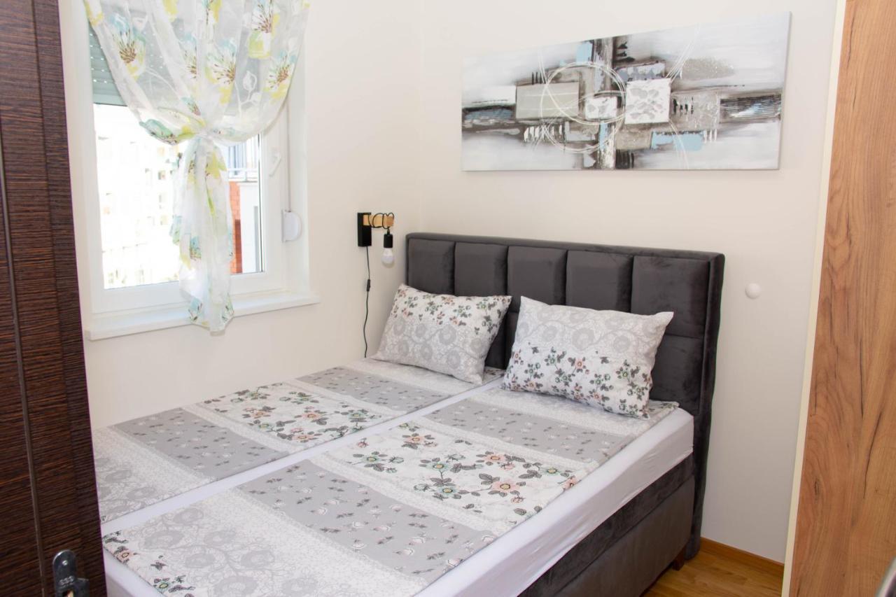 Laura Apartment ノヴィ・サド エクステリア 写真