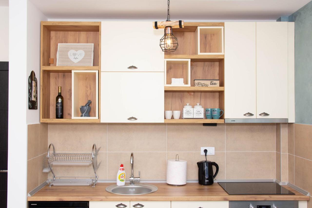 Laura Apartment ノヴィ・サド エクステリア 写真